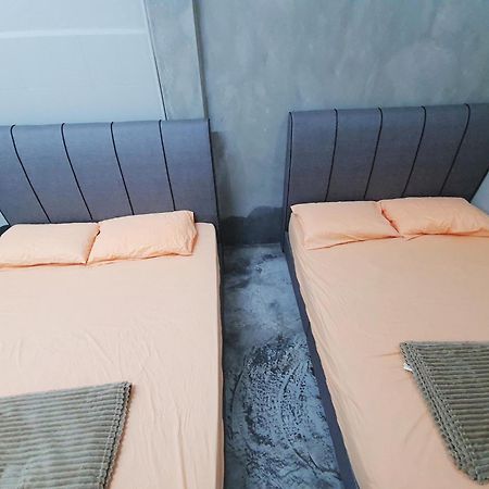 Lot 85 Seremban Town New Cozy Homestay Lobak Roomstay Екстер'єр фото