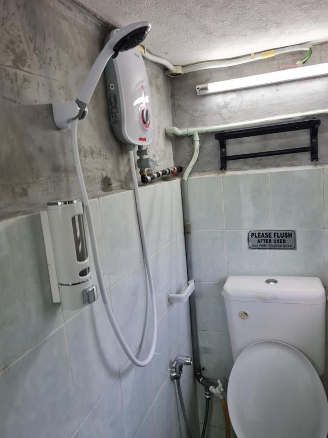 Lot 85 Seremban Town New Cozy Homestay Lobak Roomstay Екстер'єр фото