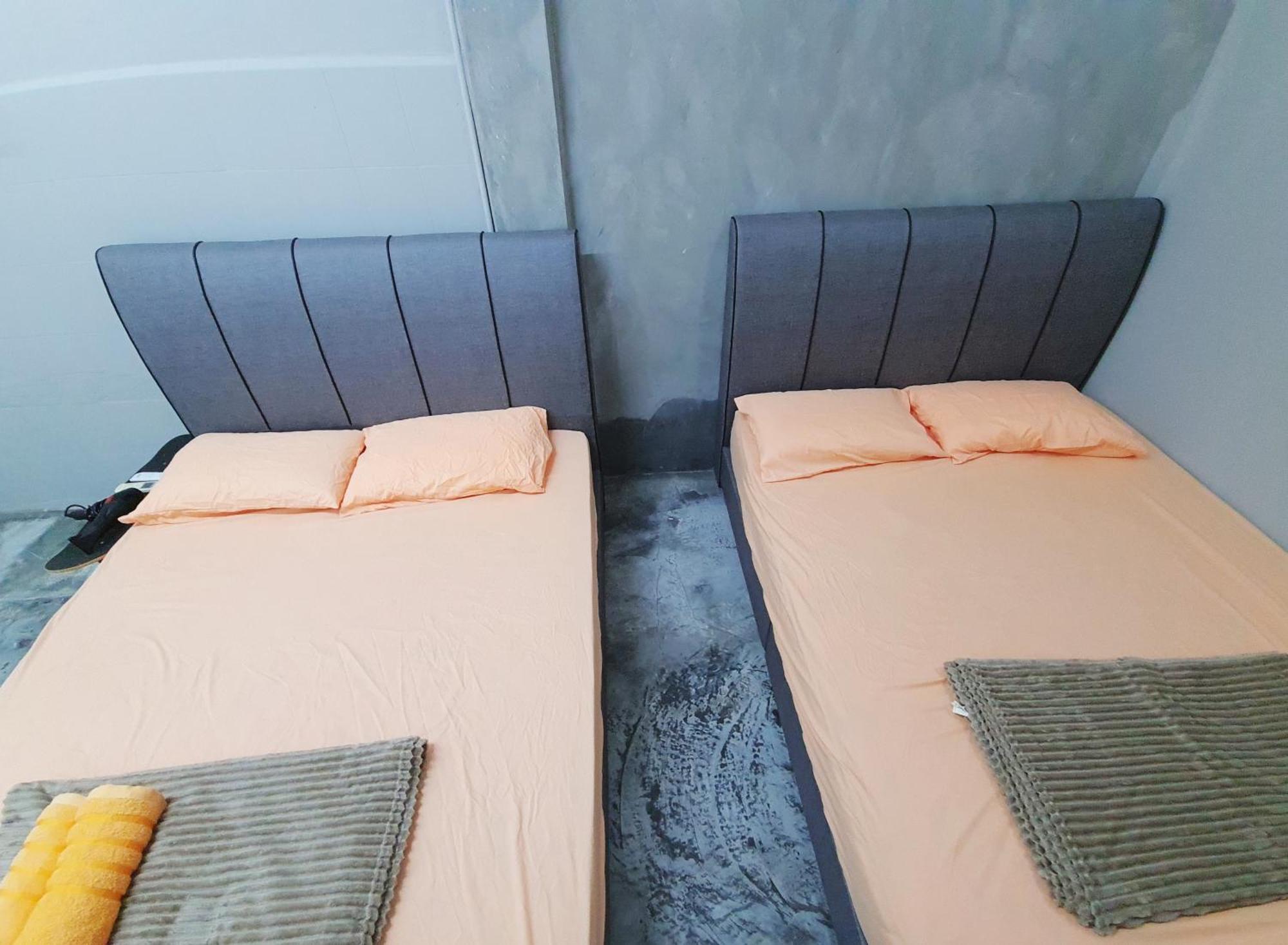 Lot 85 Seremban Town New Cozy Homestay Lobak Roomstay Екстер'єр фото