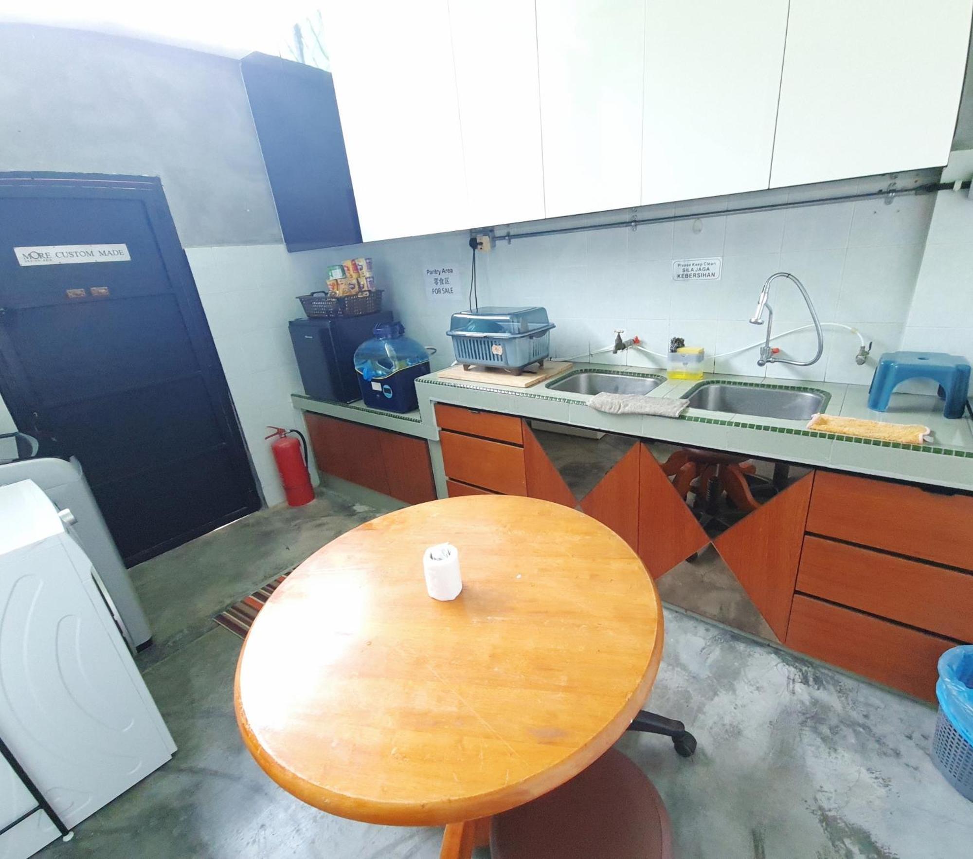 Lot 85 Seremban Town New Cozy Homestay Lobak Roomstay Екстер'єр фото